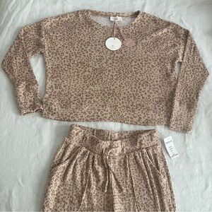 Brand New with Tags Hippie Rose Buttery Soft Loungewear Set